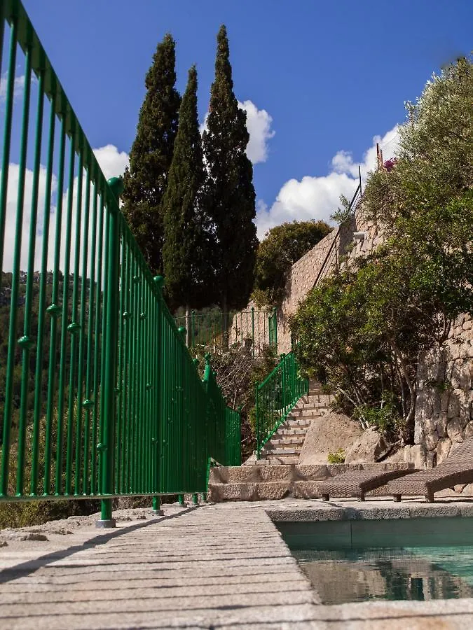 Es Vermell De Baix location